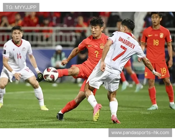 聚焦亚洲杯进攻战术：创新打法与球队攻防策略的深度剖析