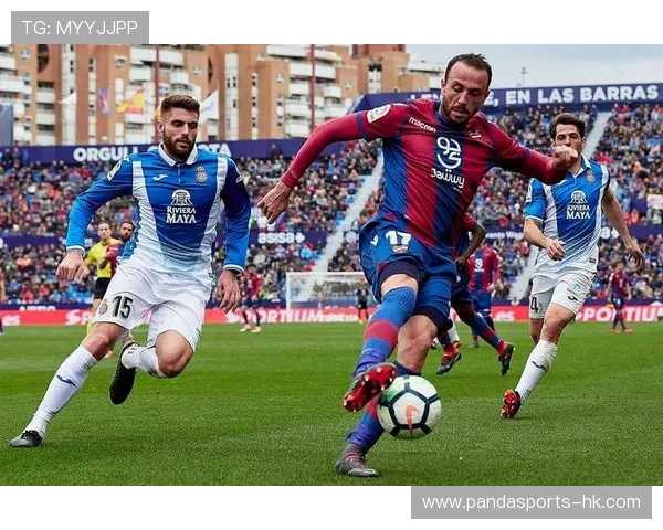 西甲最新比分战况：豪门球队胜负悬念，焦点对决精彩纷呈